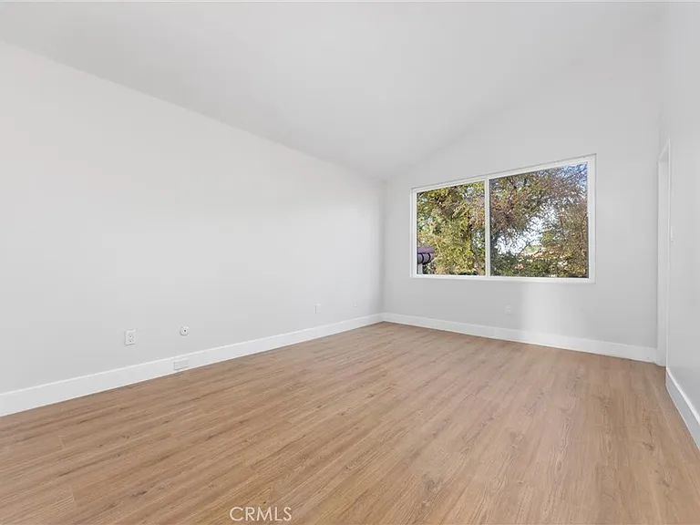 4157 Pinewood Lake Dr — Photo 25