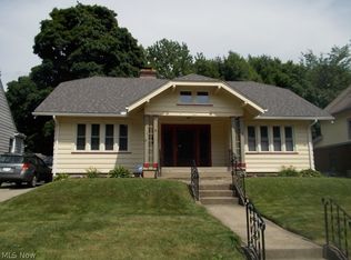473 Sunset View Dr, Akron, OH 44320