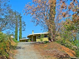 8753 Clearwater Rd, Fallbrook, CA 92028