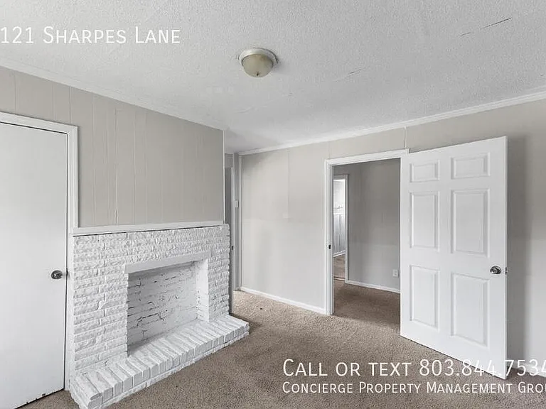 1121 Sharpes Ln — Photo 11