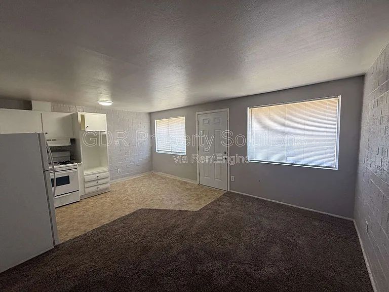 1200 Coal Ave SW #10 — Photo 9