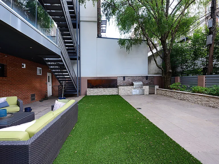 120 Park Ave #2 — Photo 5
