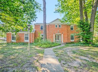 3145 Monticello Dr, Port Huron, MI 48060