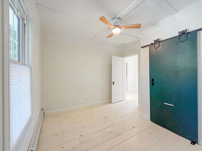 22 Crescent Ave — Photo 60