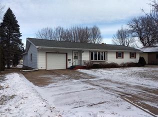 608 Dwight St, Chippewa Falls, WI 54729