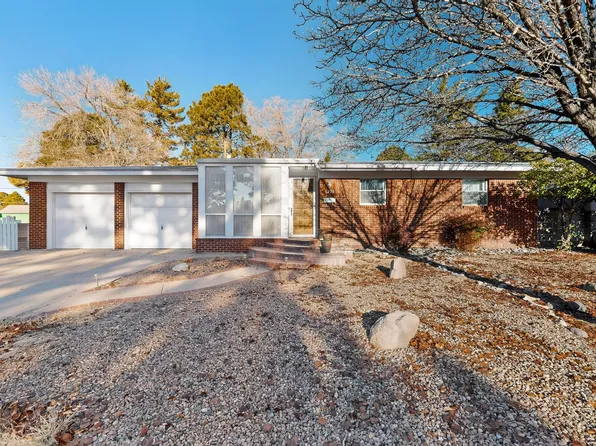 8205 Connecticut St NE, Albuquerque, NM 87110