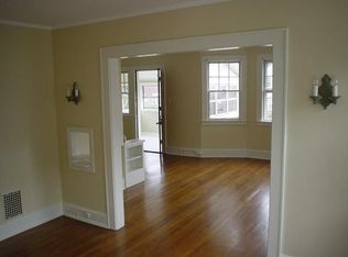 14 Woodbury Ave, Norwalk, CT 06850