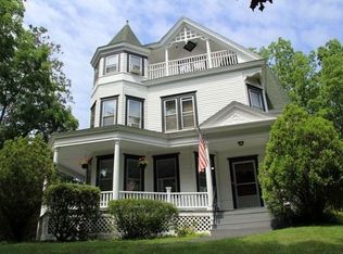 20 Crescent St #A, Derry, NH 03038