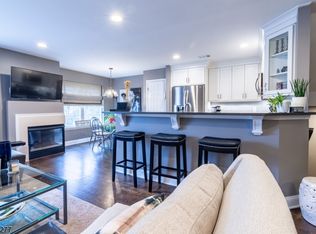 2103 Middlefield Ct, Denville, NJ 07834