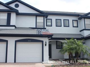 1415 Summergate Dr, Valrico, FL 33594