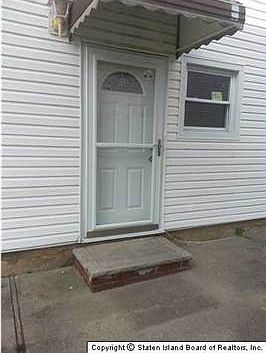 2nd image of 23 Rockne St
