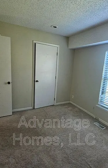 10832 Haskins St — Photo 9