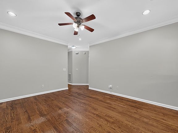5th image of 101 Port Laz Ln