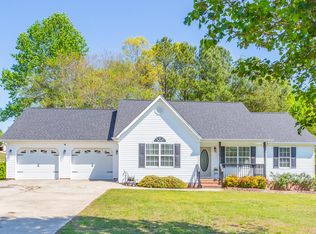 530 Van Dell Dr, Rock Spring, GA 30739