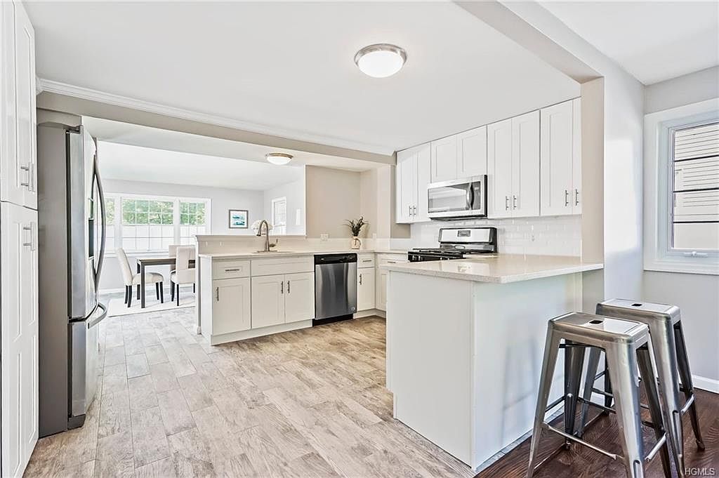 83 Blauvelt Rd, Nanuet, NY 10954 Zillow