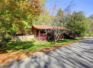 1087 Greenberry Dr, Elkview, WV 25071