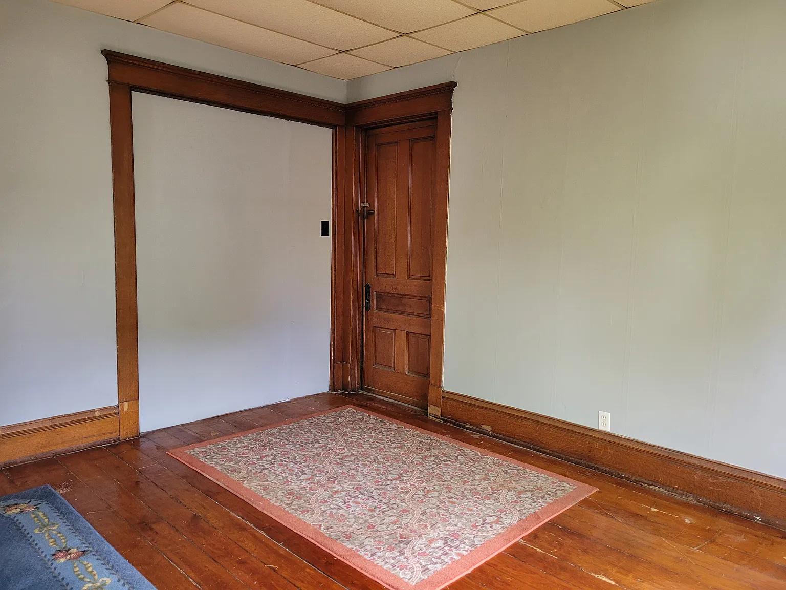 223 N Kalamazoo Ave — Photo 4