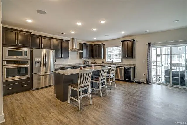 3 bed, 2509 sqft, $2,600 — Photo 3