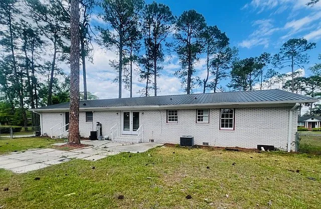 908 Habersham Rd — Photo 15