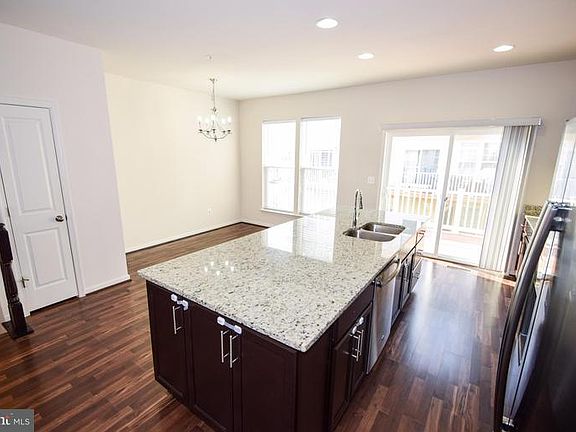 5th image of 13209 Uffizi Ln