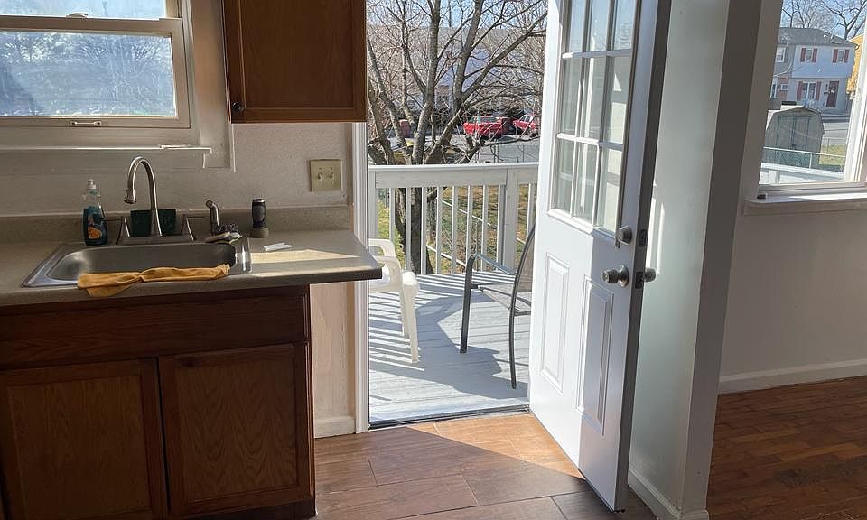 1st image of 406 Carolina Ave