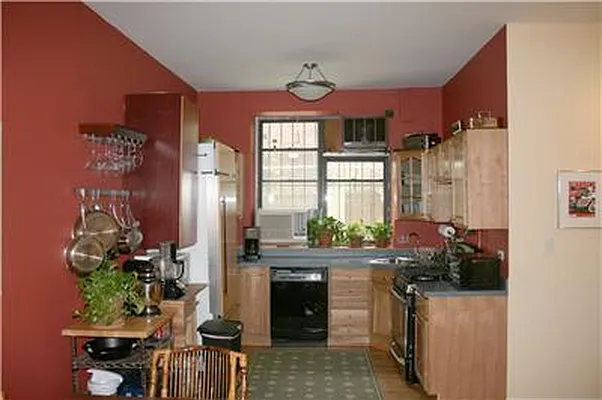 Sold by Barak Realty | media 14