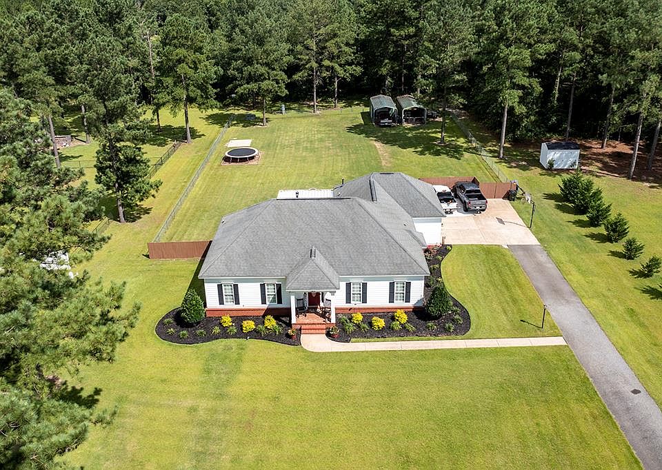 1st image of 163 Montrose Dr