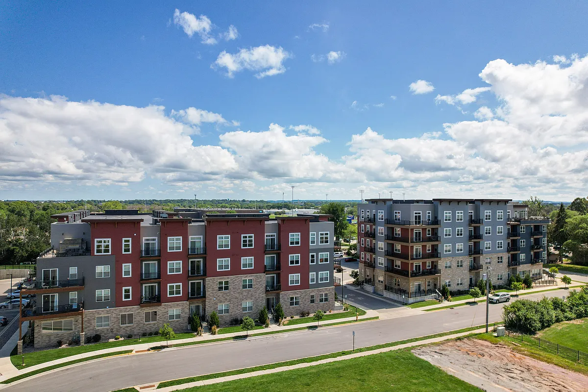 Building Photo - The ELEMENT Apartments