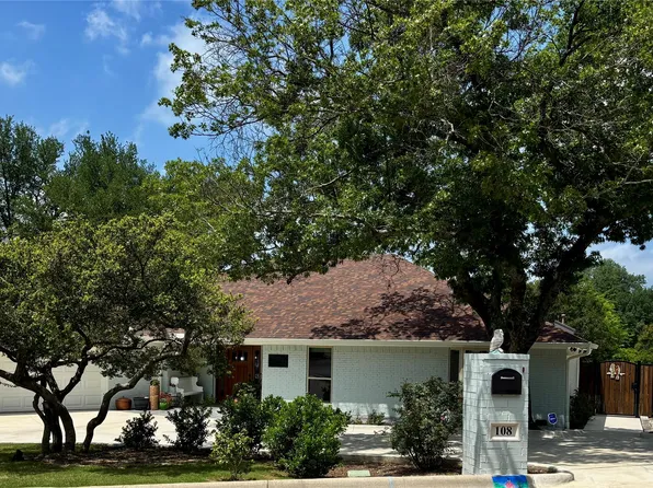 108 Bob White Ave, Weatherford, TX 76086