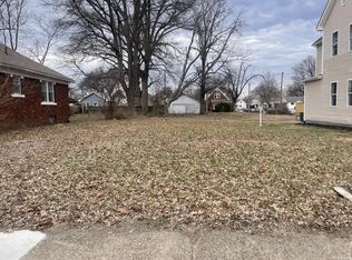 820 E Riverside Dr, Evansville, IN 47713