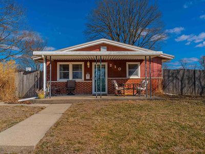 210 Willard Ave, Lincoln, IL, 62656