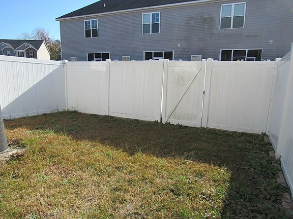 2nd image of 530 Caldwell Loop