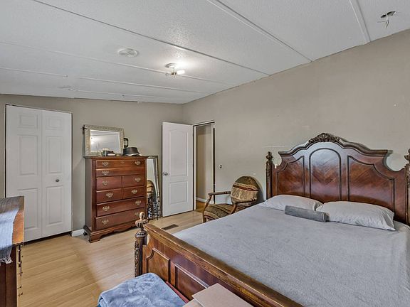 5th image of 7905 Raffin Way #49