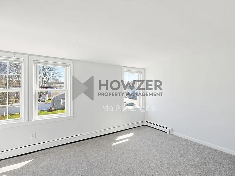 24 Crocker St #A4 — Photo 14