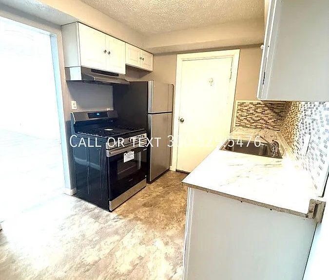 2868 Noble Rd #12 — Photo 5