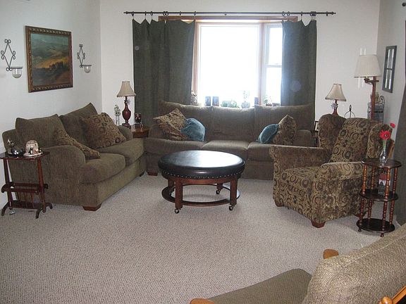 2nd image of 1120 Glaser Dr