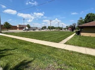 3298 7th St, Waukegan, IL 60085