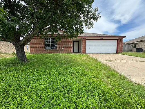 3210 Viewcrest Dr Photo 1