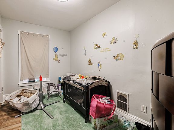 2nd image of 163-165 Frost Ave