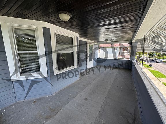 3rd image of 957 Eddy Rd