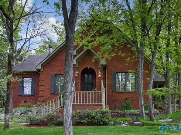 206 Weschase Row SE, Huntsville, AL 35801