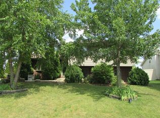 1320 Howland Dr, Joliet, IL 60431