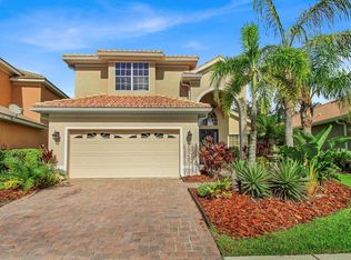 18025 Java Isle Dr, Tampa, FL 33647