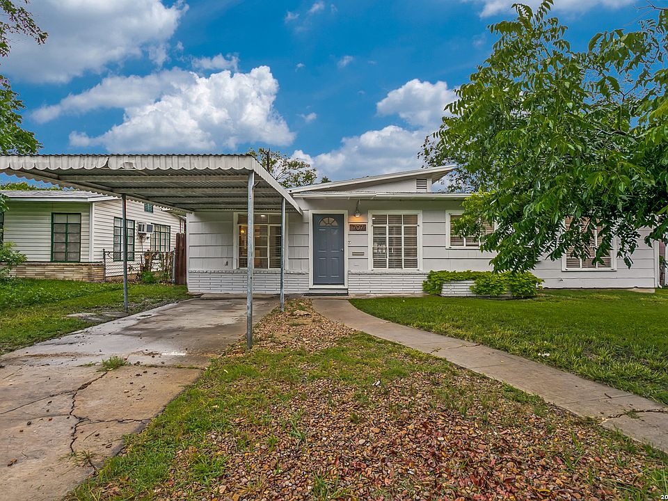 1st image of 707 Sumner Dr