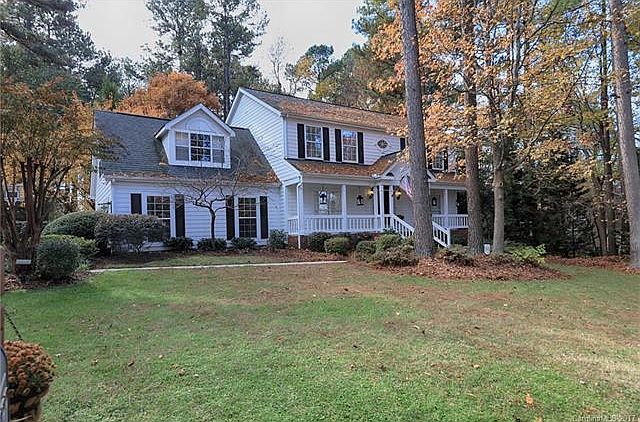 1st image of 131 Waterford Dr