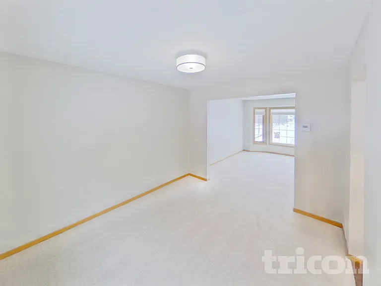 2303 Leyland Cir — Photo 8
