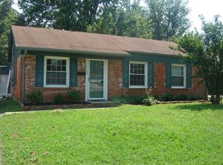9500 Sue Helen Dr, Jeffersontown, KY 40299