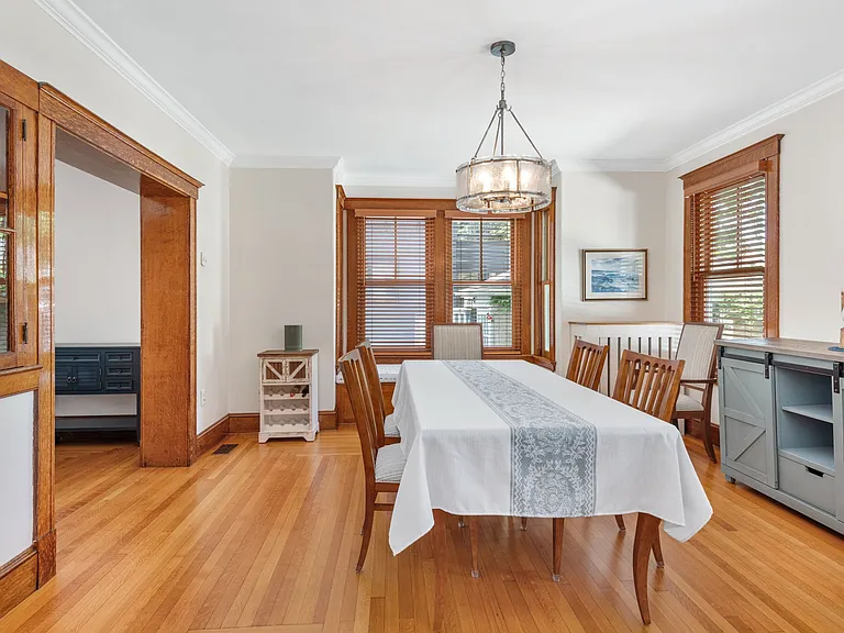 8 Bush St — Photo 22