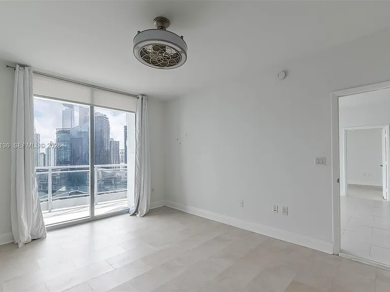 90 SW 3rd St #3211 — Photo 14
