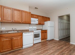 827 S Miller St APT 1F, Chicago, IL 60607